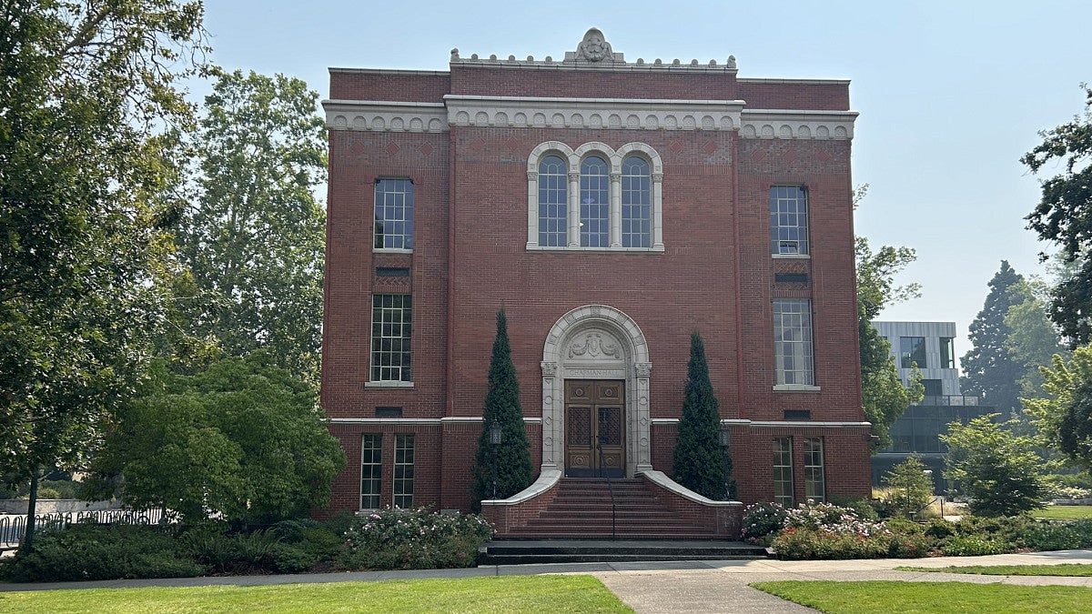 Chapman Hall