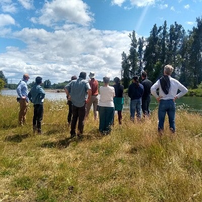 2019-20 Sustainability Fellows visit Green Island, learning from McKenzie River Trust Executive Director Joe Moll